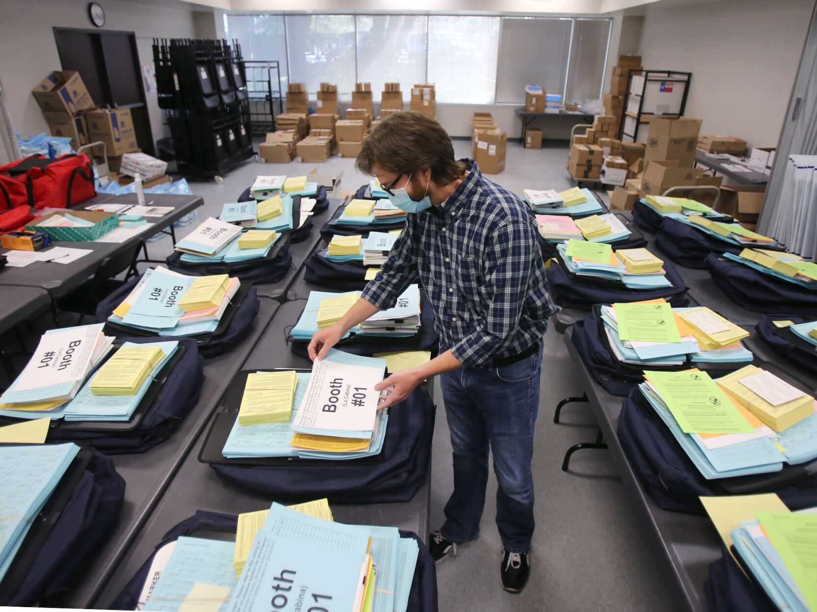 083020-wac-loc-voting-jl1.JPG (copy)